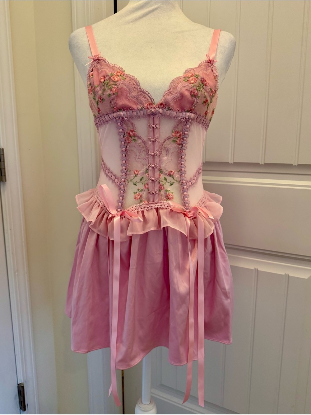 NWT (XS) For Love & Lemons Maisie style "ILY" embroidered corset slip dress